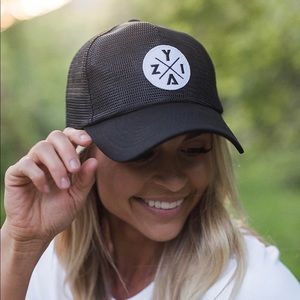 Mesh hat
